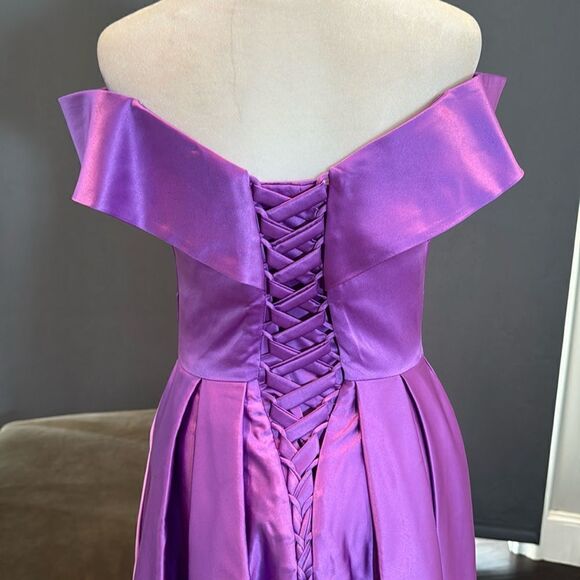 Women’s Purple Satin Off The Shoulder Prom Party Formal Dress Corset Size 4 NWOT - Picture 6 of 11